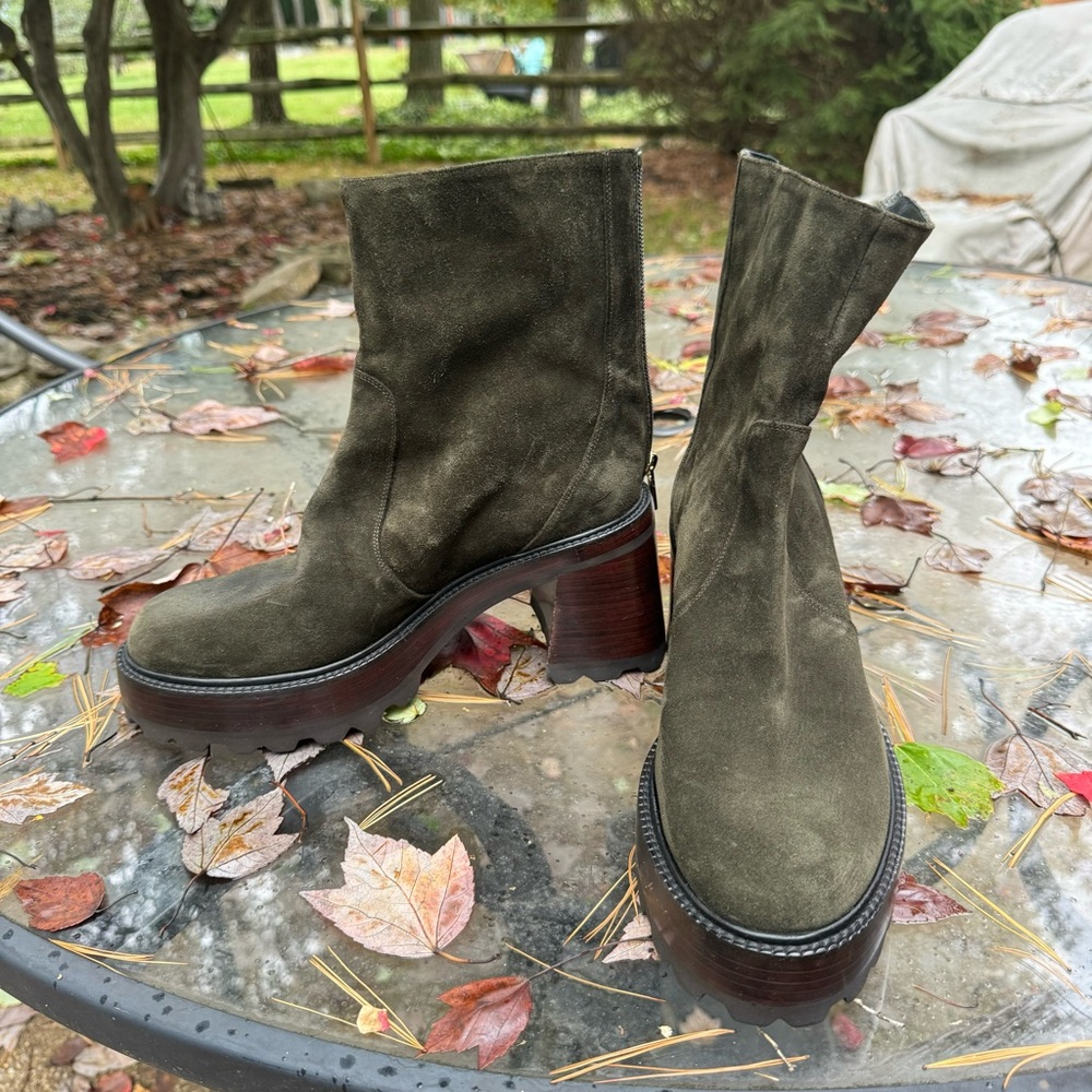 Gravelly Rosseti green suede ankle lug sole ankle booties